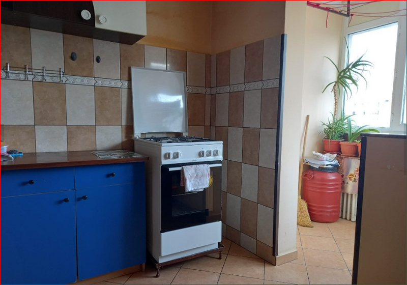 Dristor Metrou 3 min., Laborator.